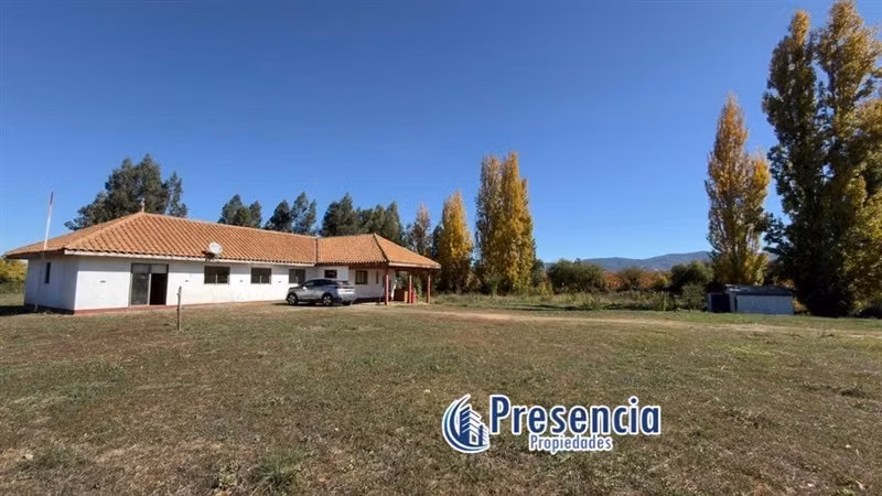 casa en arriendo con terreno de 1 hectárea en Pencahua