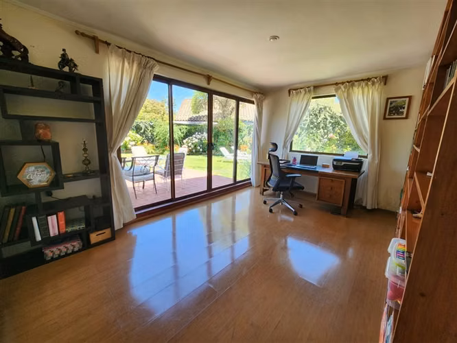 EN VENTA CASA EN PARQUE UNIVERSITARIO 5D / 3 B
