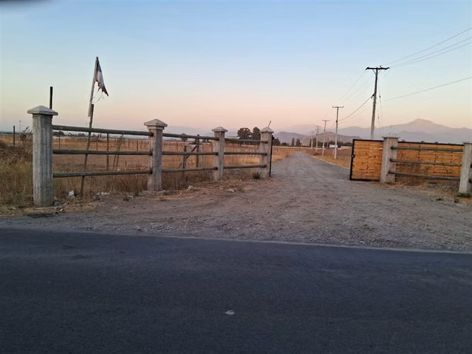 Oportunidad 2 parcelas contiguas 5.000 m2 c/u, Teno, Curicó