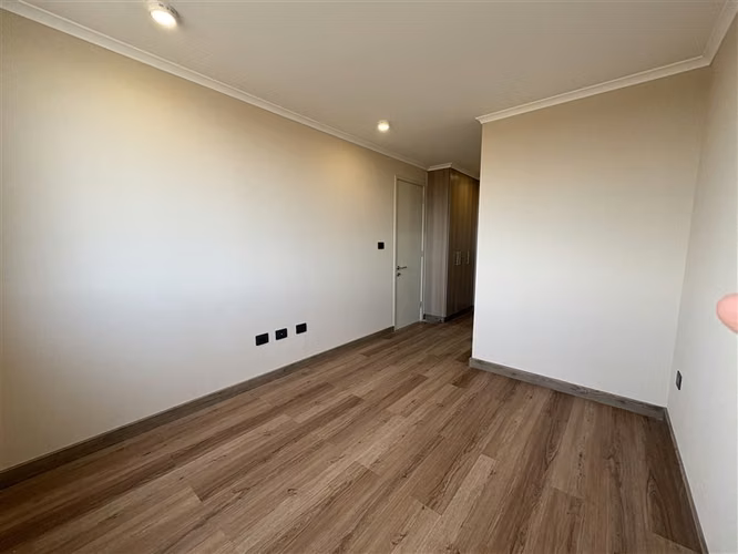 Arriendo Departamento 2 Dorm, 2 baños Hacienda Esmeralda III