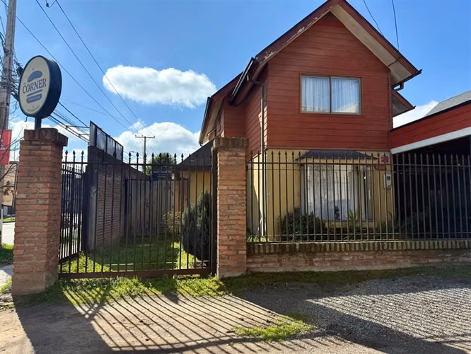 ARRENDAMOS AMPLIO LOCAL CON EXCELENTE UBICACION COMERCIAL