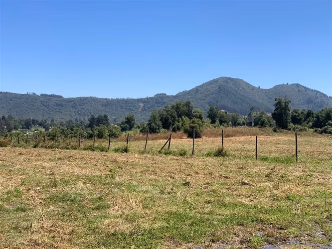 Se vende parcela de 7.300 m2 Los Montes San Clemente - Imagen 2
