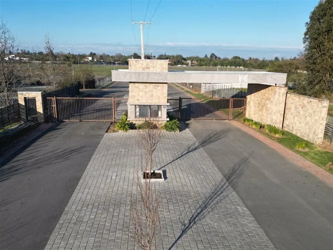 SITIO URBANO EN VENTA EN CONDOMINIO ALTO VERDE TALCA