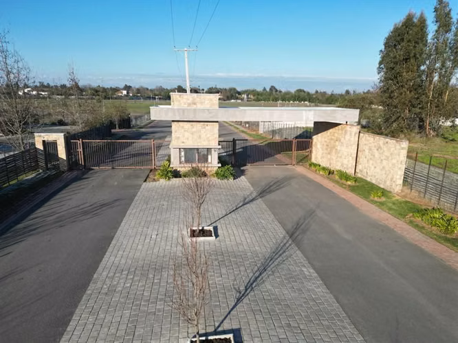 SITIO URBANO EN VENTA EN CONDOMINIO ALTO VERDE TALCA