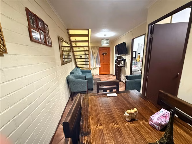 HERMOSA Y REMODELADA CASA EN VILLA BICENTENARIO TALCA - Imagen 3