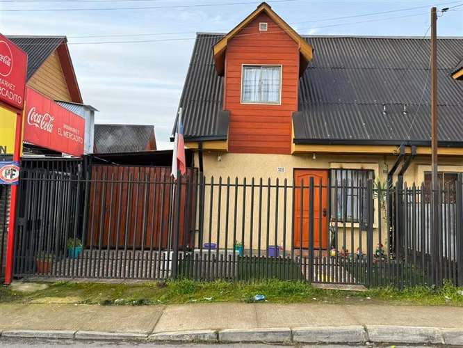 HERMOSA Y REMODELADA CASA EN VILLA BICENTENARIO TALCA
