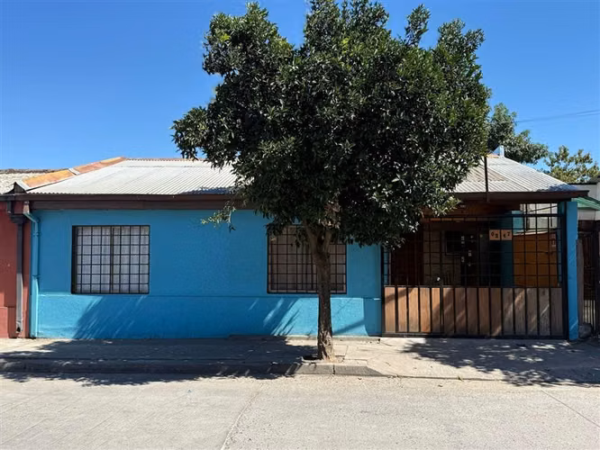EN VENTA CASA EN AURORA DE CHILE TALCA - 5 ORIENTE 18 SUR