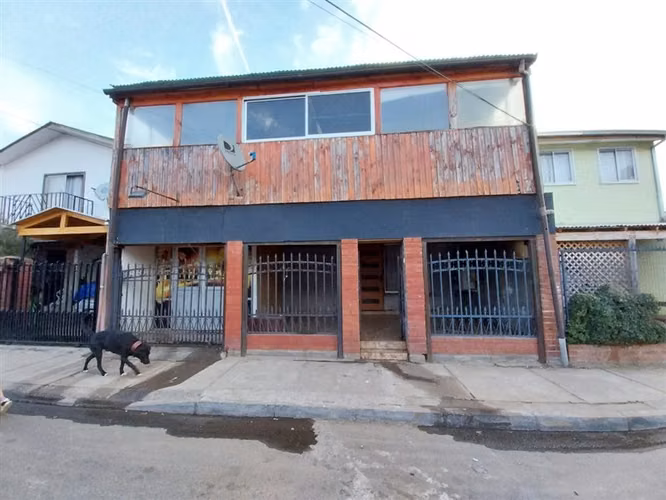 Casa en venta de 5 dorm. en Río Claro