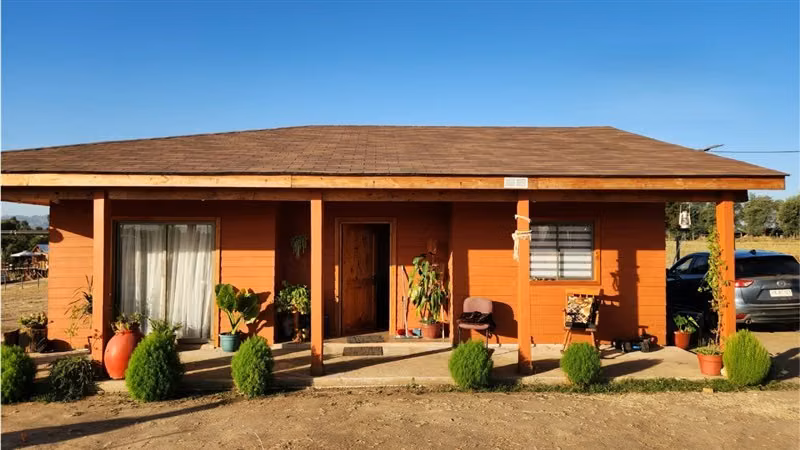 Casa en venta en San Rafael, 2D+2B con amplio terreno