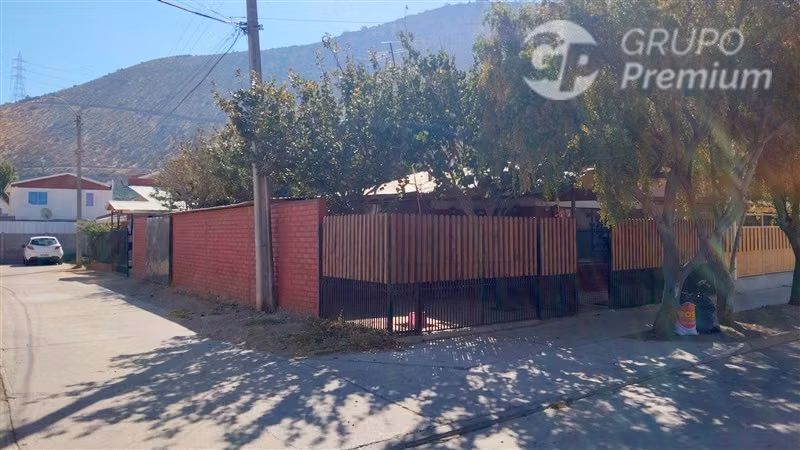 Casa esquina en venta 2 Dormitorios 1 Baño en Llaillay