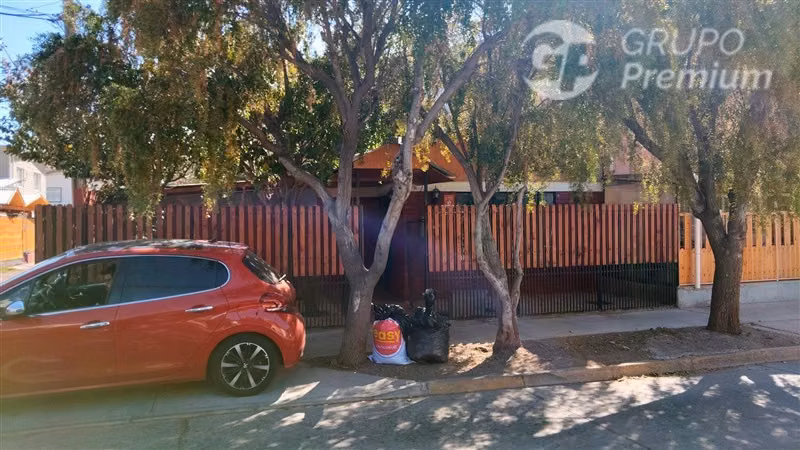 Casa esquina en venta 2 Dormitorios 1 Baño en Llaillay