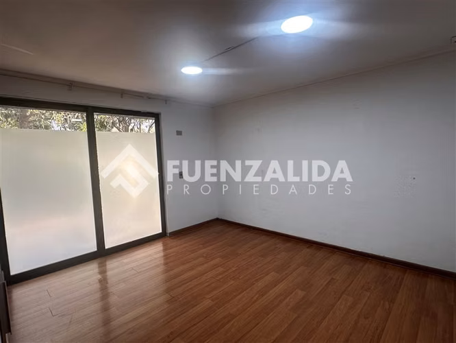 Casa Uso Comercial en arriendo plaza Ossandon en La Reina