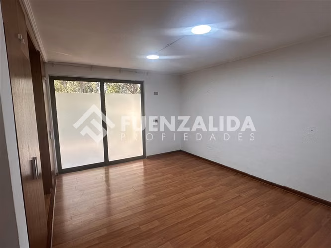 Casa Uso Comercial en arriendo plaza Ossandon en La Reina