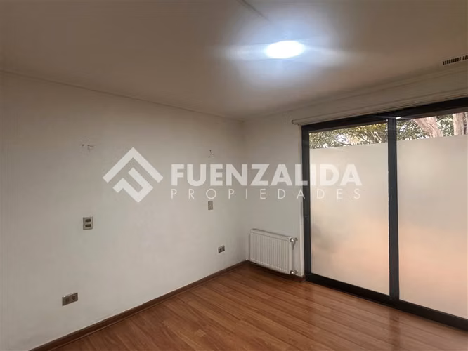 Casa Uso Comercial en arriendo plaza Ossandon en La Reina
