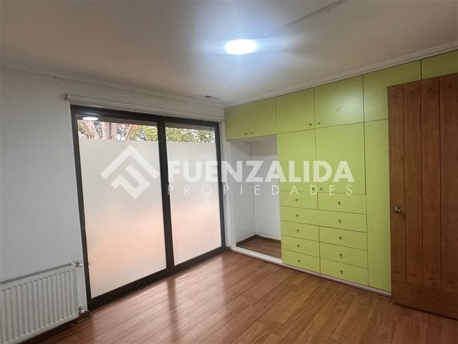 Casa Uso Comercial en arriendo plaza Ossandon en La Reina