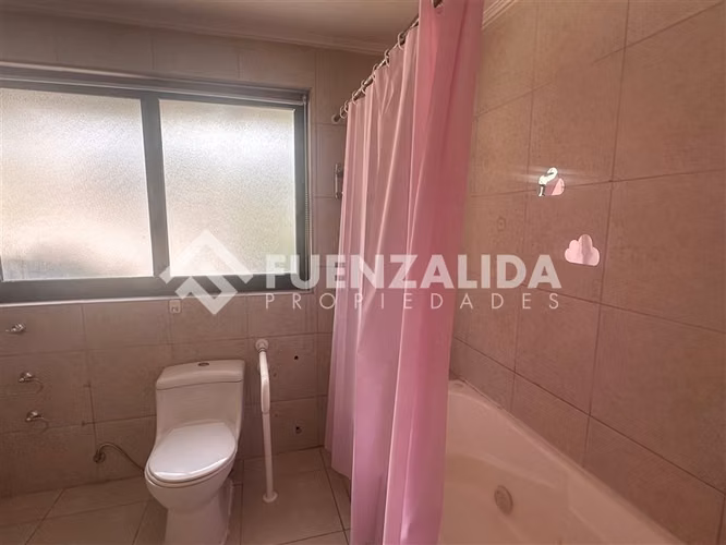 Casa Uso Comercial en arriendo plaza Ossandon en La Reina