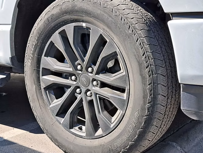 FORD F-150 2025 - Imagen 7