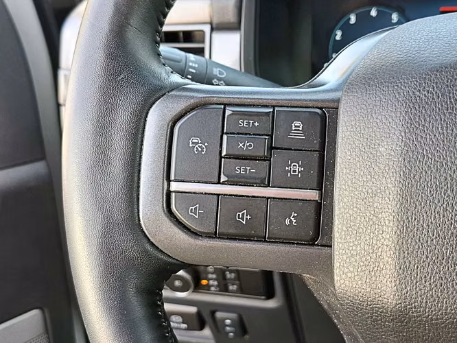 FORD F-150 2025 - Imagen 11