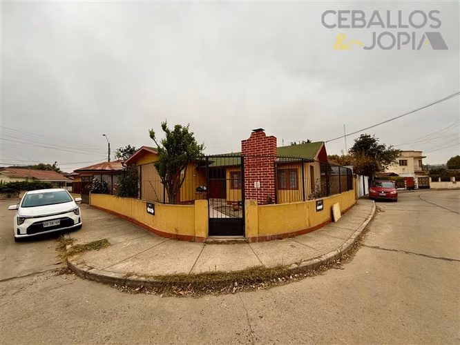 Casa en venta de 3 dorm. en Villa Alemana