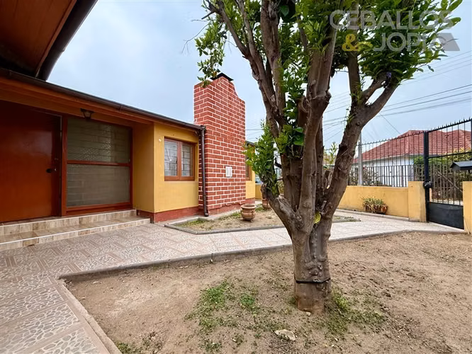 Casa en venta de 3 dorm. en Villa Alemana
