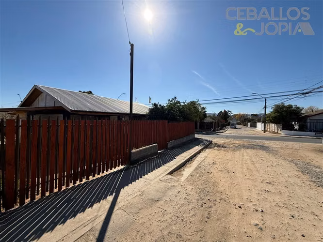Casa en venta de 4 dorm. en Villa Alemana