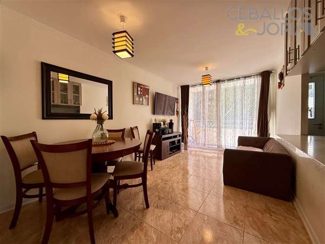 Departamento en venta de 2 dorm. en Limache