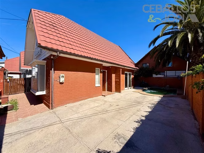 Casa en venta de 3 dorm. en Villa Alemana
