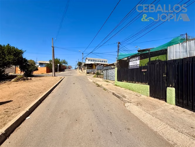 Casa en venta de 3 dorm. en Viña del Mar