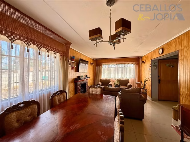 Casa en venta de 3 dorm. en Villa Alemana