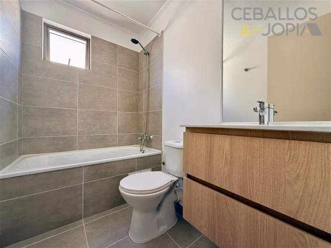 Casa en venta de 3 dorm. en Villa Alemana