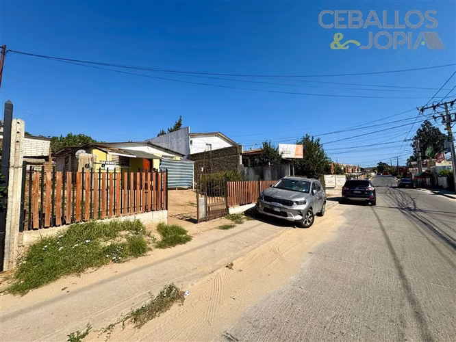 Casa en venta de 3 dorm. en Villa Alemana