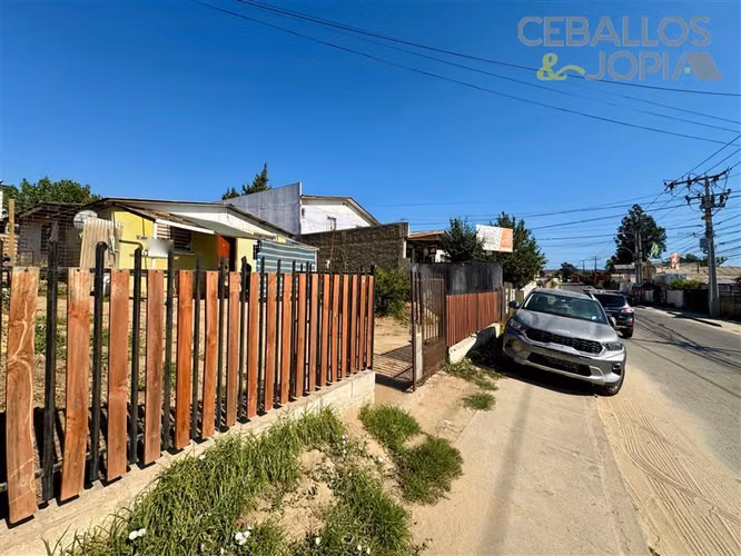 Casa en venta de 3 dorm. en Villa Alemana