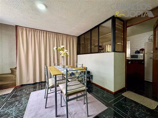 Casa en venta de 3 dorm. en Villa Alemana
