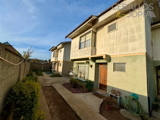 Casa en venta de 3 dorm. en Villa Alemana