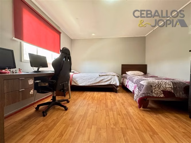 Casa en venta de 5 dorm. en Quilpué