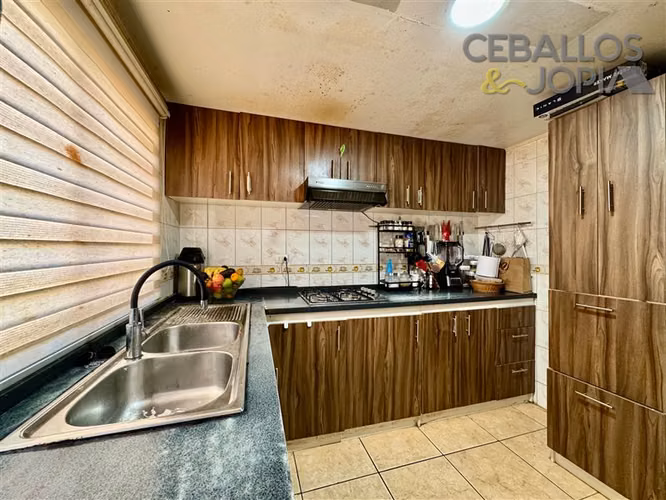 Casa en venta de 5 dorm. en Quilpué