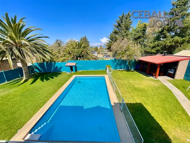 Casa en venta de 6 dorm. en Villa Alemana - Imagen 2