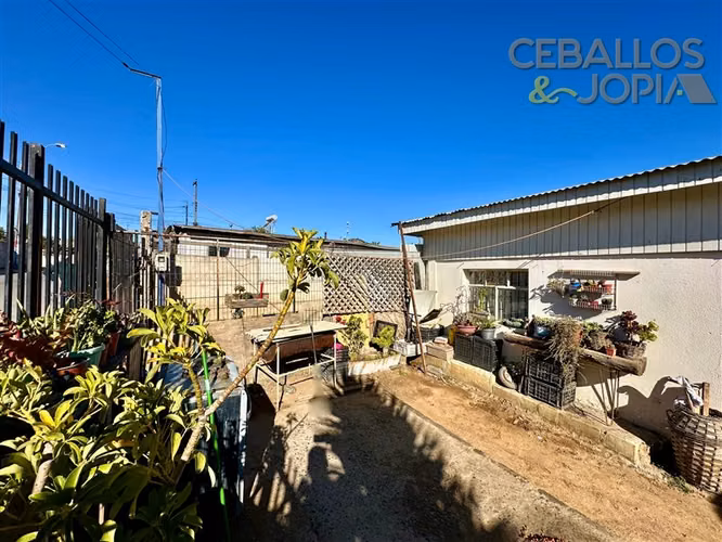 Casa en venta de 3 dorm. en Villa Alemana