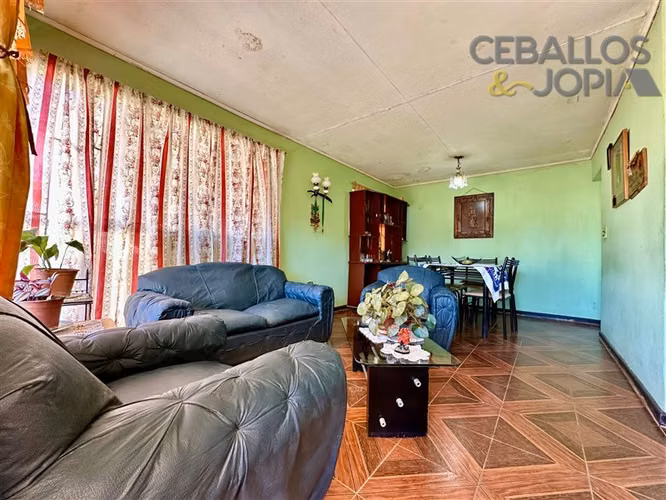Casa en venta de 3 dorm. en Villa Alemana