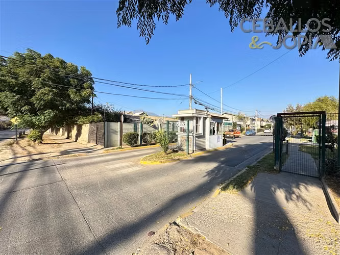 Casa en venta de 3 dorm. en Limache