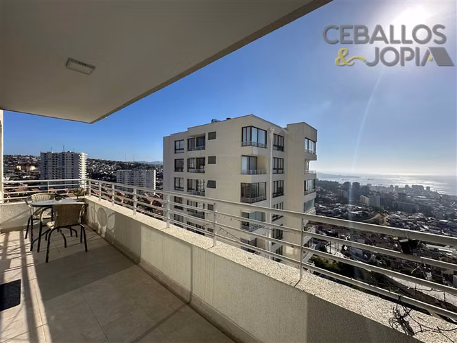 Departamento en venta de 2 dorm. en Viña del Mar