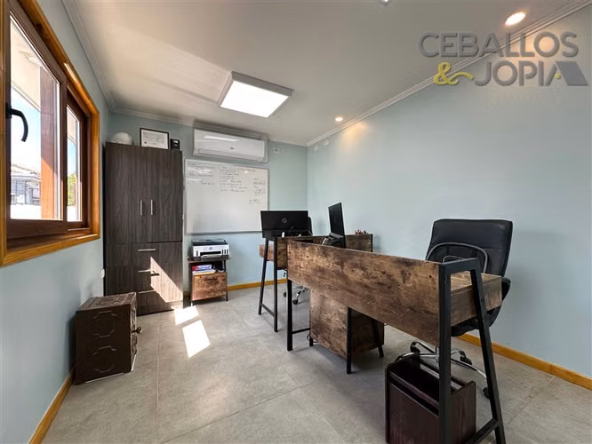 Oficina en arriendo en Villa Alemana