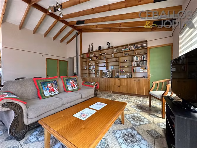 Casa en venta de 4 dorm. en Quilpué