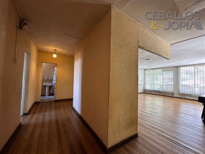 Casa en venta de 6 dorm. en Villa Alemana