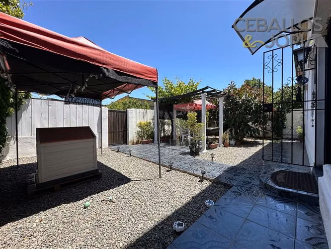 Casa en venta de 6 dorm. en Villa Alemana