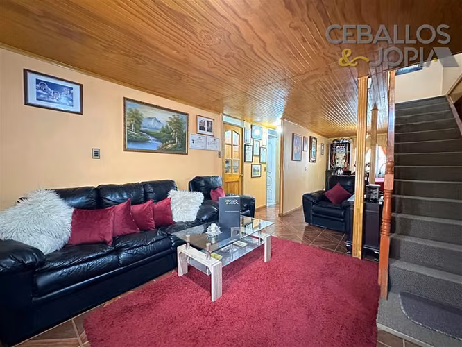 Casa en venta de 4 dorm. en Villa Alemana