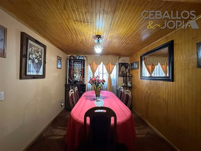 Casa en venta de 4 dorm. en Villa Alemana