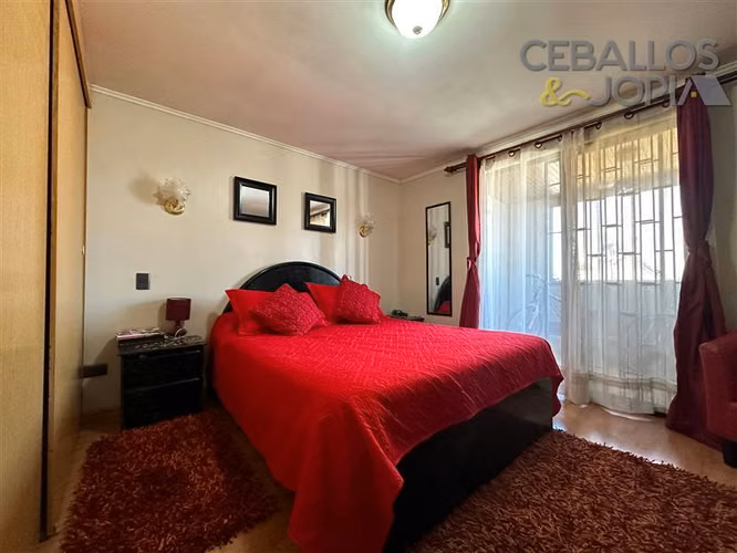 Casa en venta de 4 dorm. en Villa Alemana