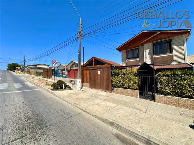 Casa en venta de 4 dorm. en Villa Alemana