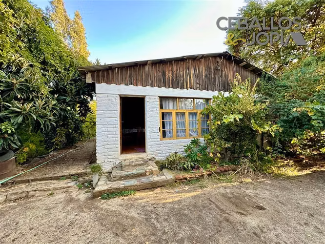 Casa en venta de 4 dorm. en Olmué